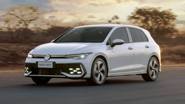 Golf GTI estreia no Brasil em setembro: análise completa dos preços entre mercados